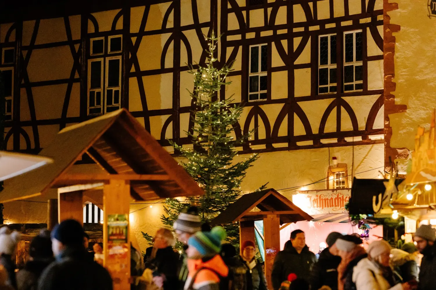 Schlossweihnacht 2024 Stadt Tauberbischofsheim Marina Nolde 39 verkleinert