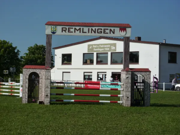 Foto Stephan Kneitz Remlinger Tor vor Reiterheim