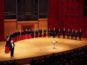 Kammerchor und Frieder Bernius c Musik Podium Stuttgart