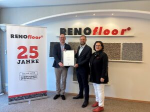 REN Ofloor IHK Urkundenübergabe