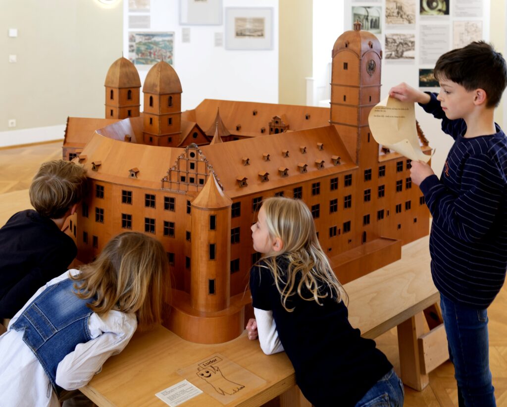 Sommerferien im Residenzschloss Mergentheim Familienführungen